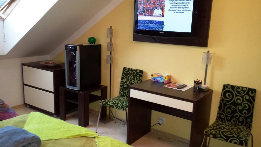 Free Apartman Bešeňová Pokoj fotografie